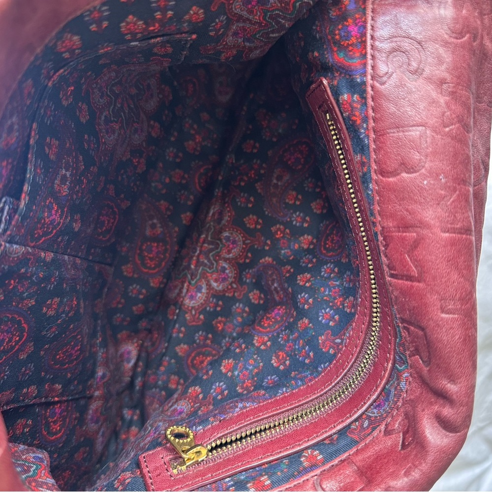 Marc Jacobs Clutch with Gold Hardware - Picture 4 of 9